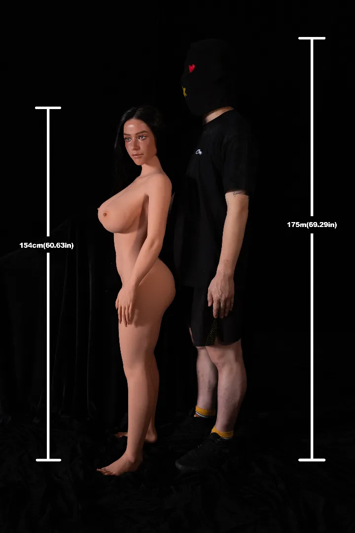 Muñeca Híbrida Climax Tasha 154cm